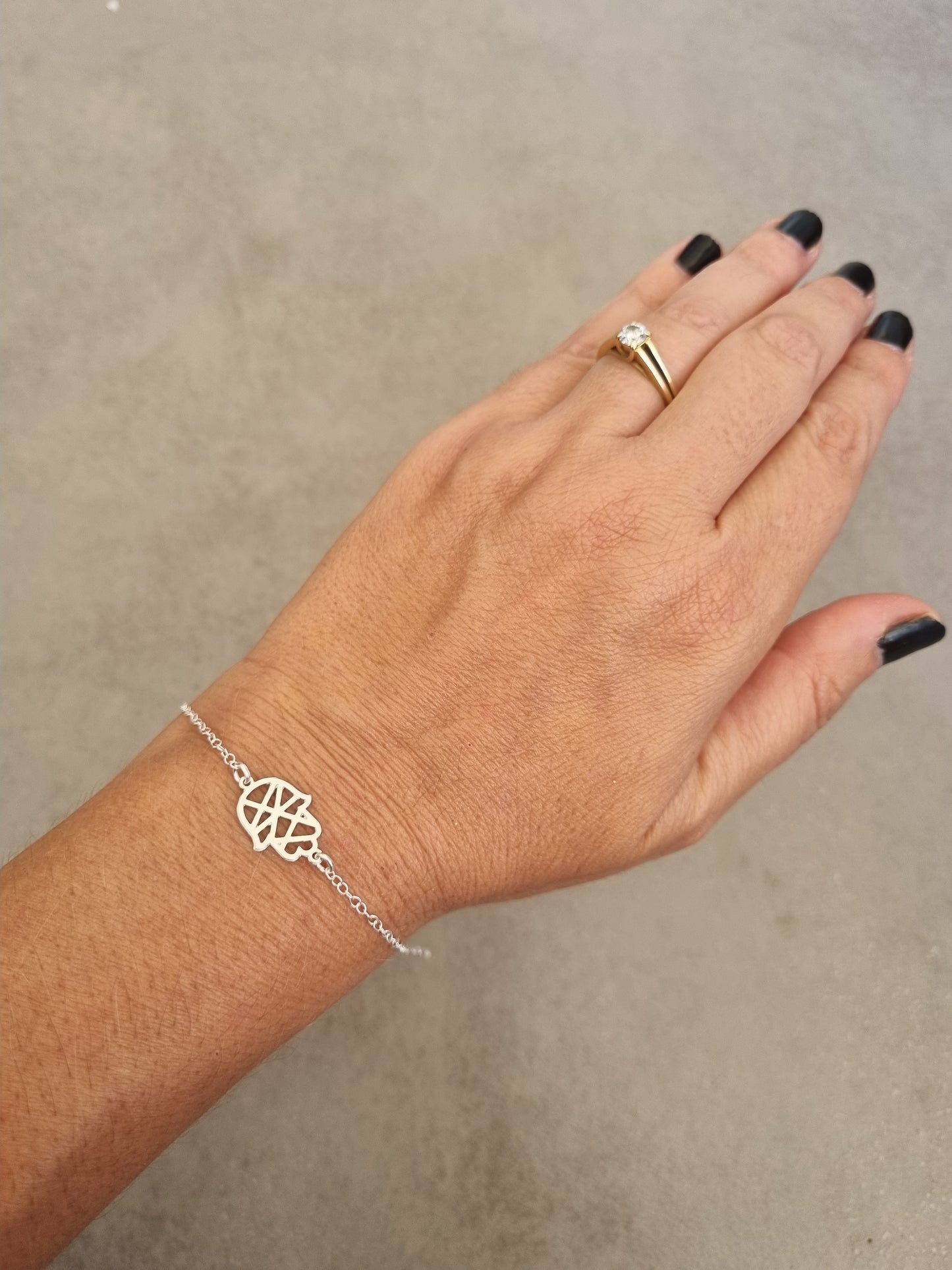 צמיד חמסה קטנה מכסף