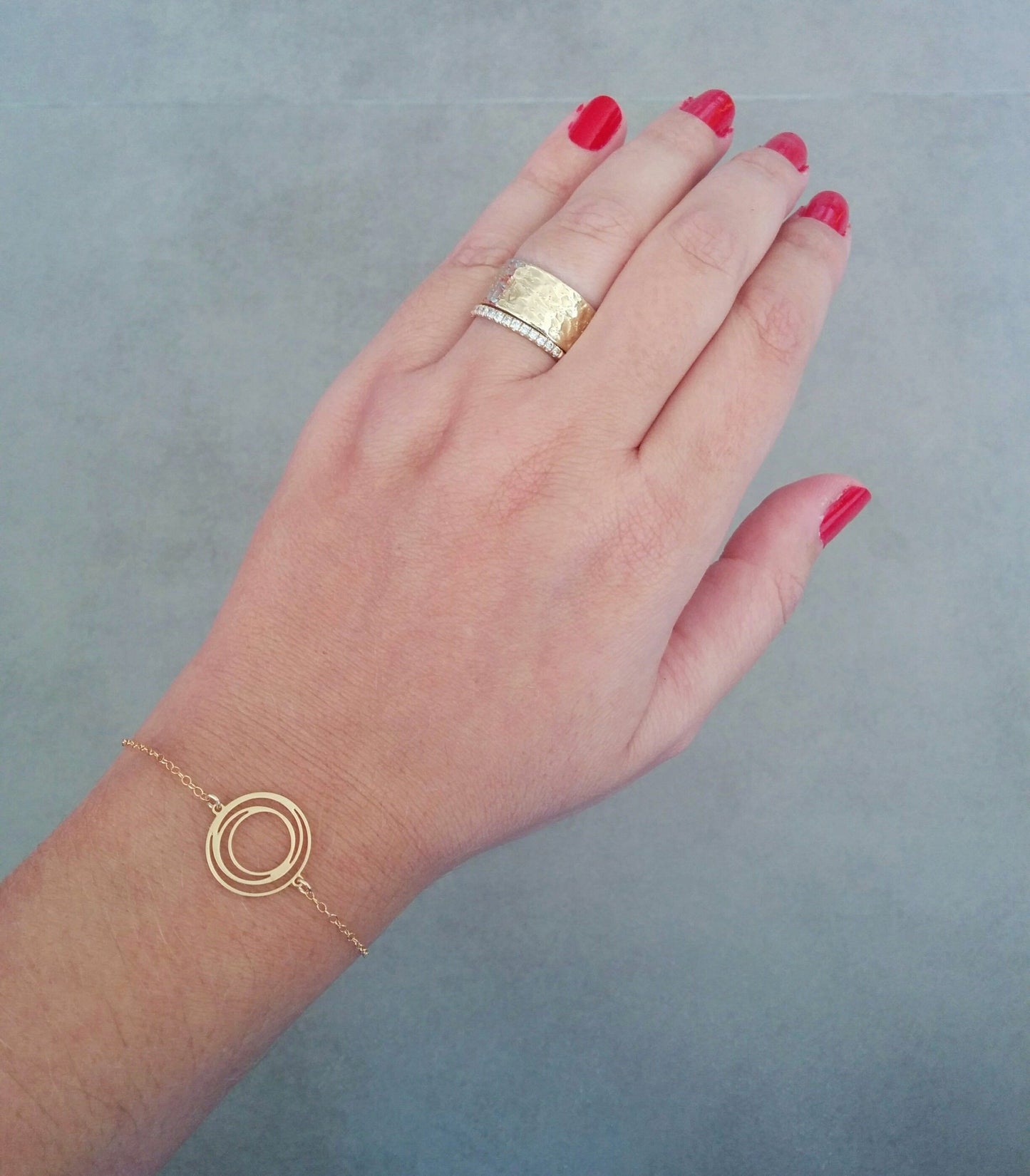 צמיד עדין עיגול