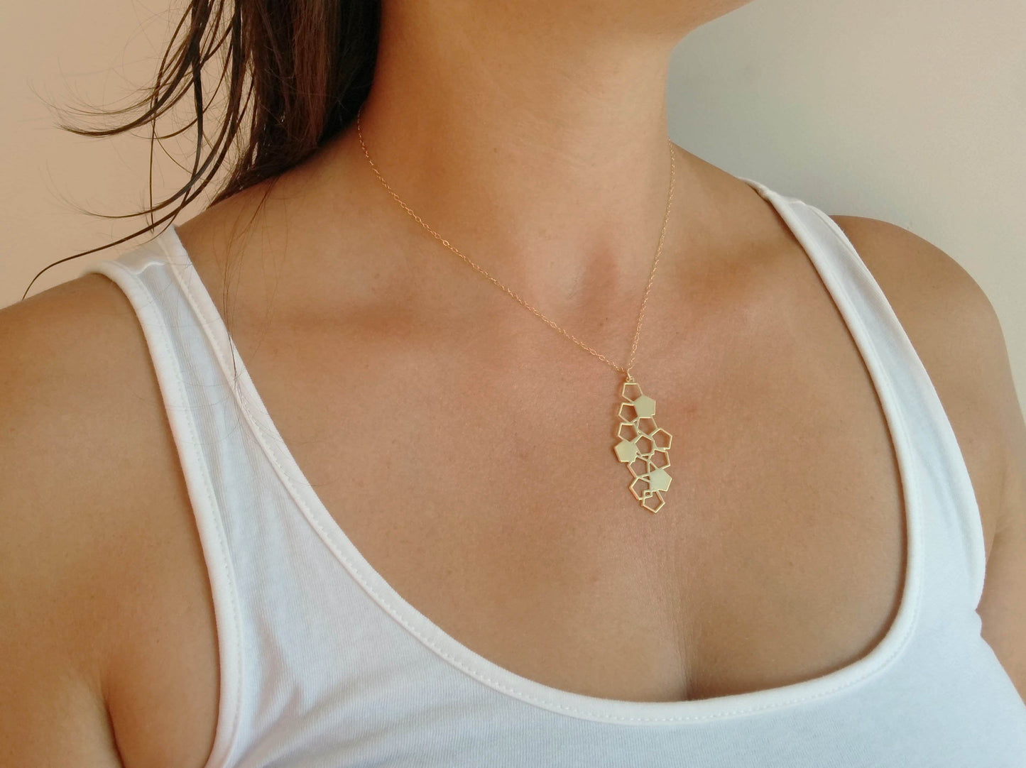שרשרת זהב | תליון גיאומטרי