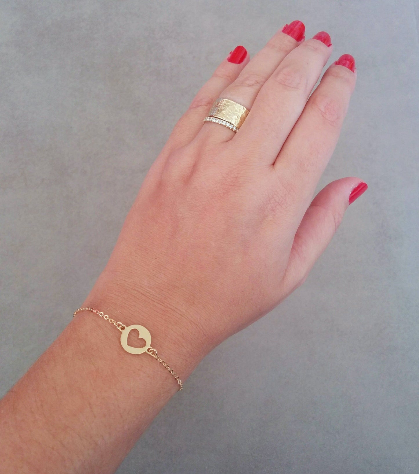 צמיד זהב לילדה תליון לב