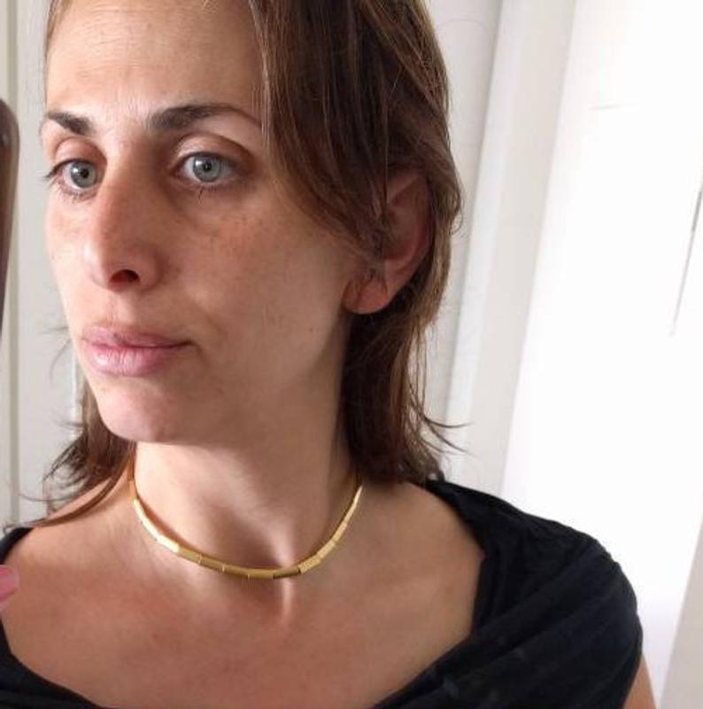 קולר צינורות זהב