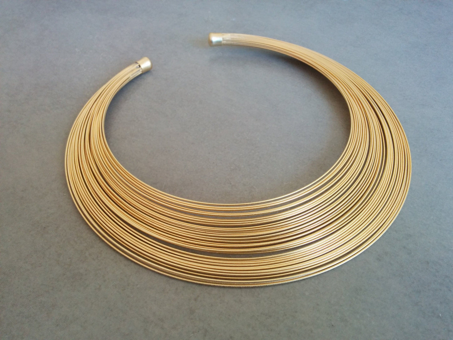 ענק זהב לחתונה