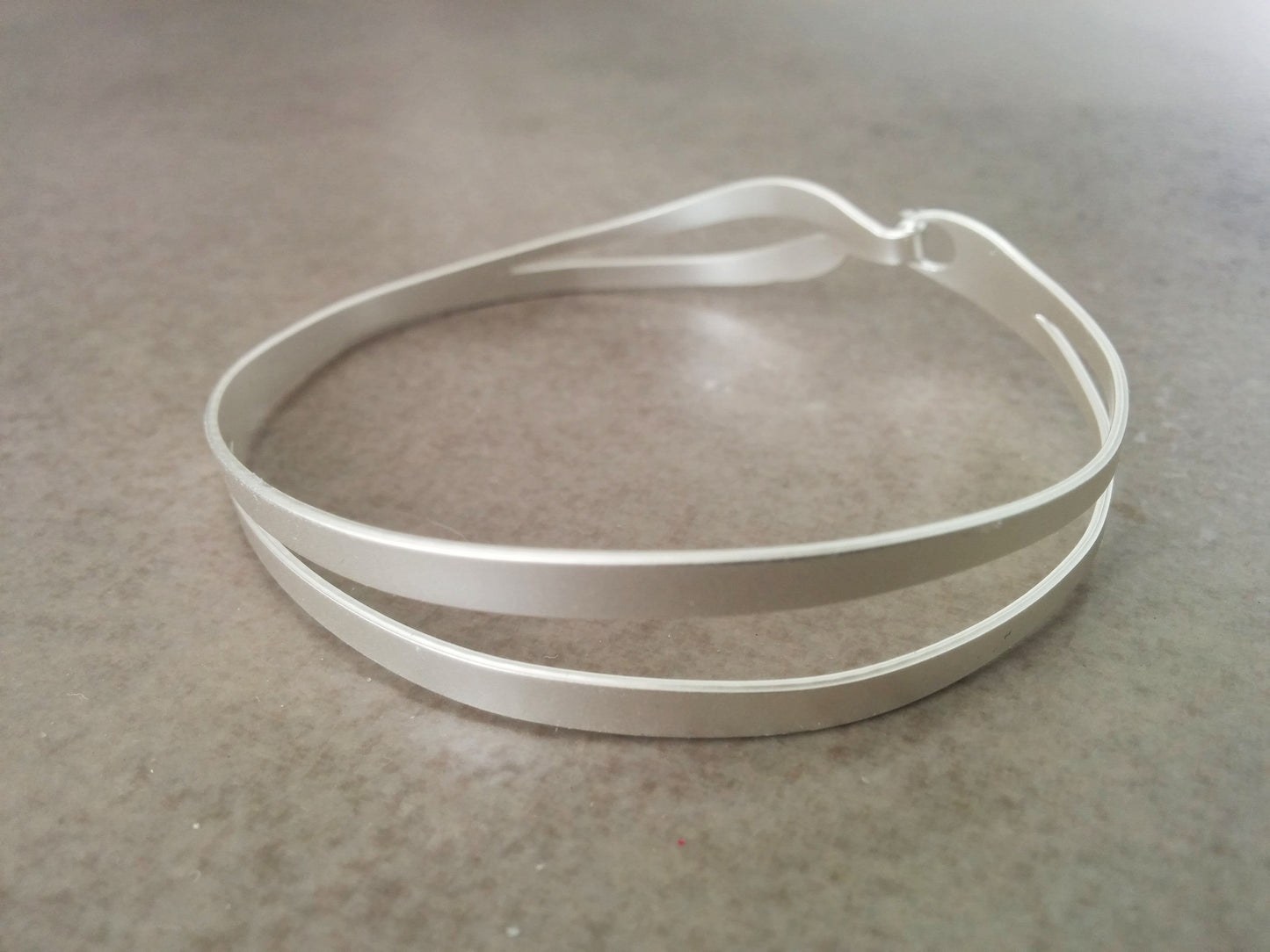 צמיד כסף עדין | צמיד גל