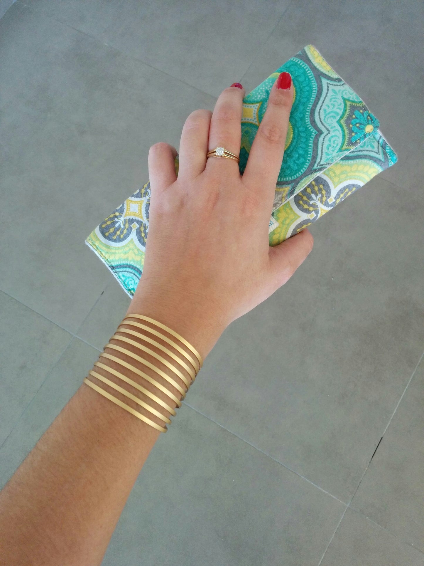 סט תכשיטים לחתונה מזהב ענק וצמיד