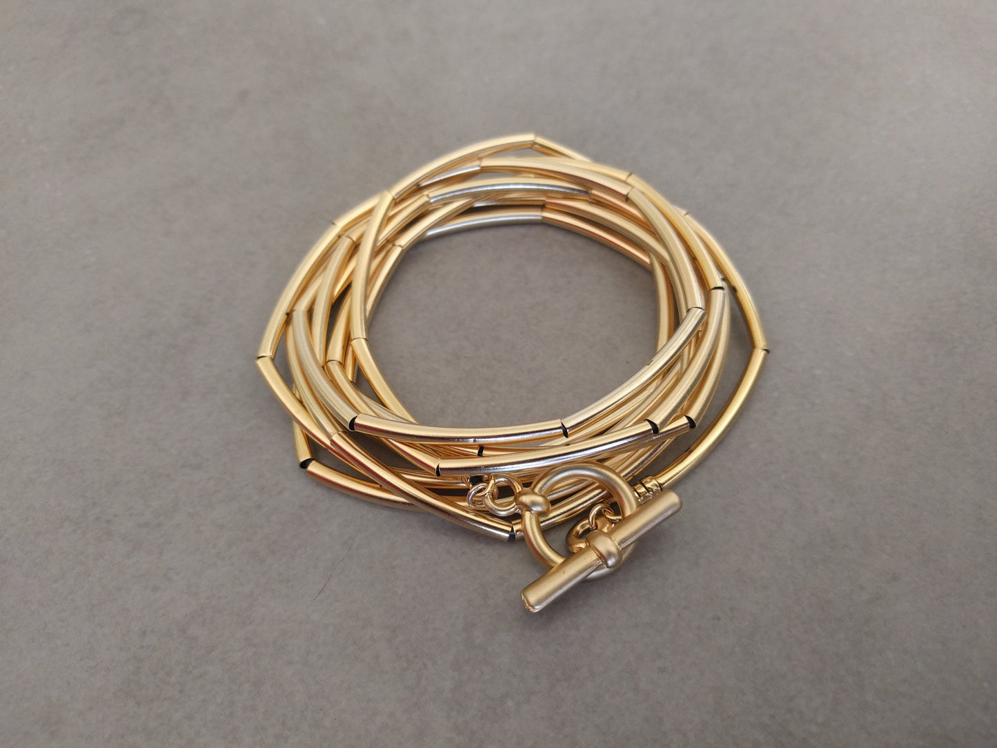 שרשרת צינורות זהב | שרשרת מלופפת קצרה