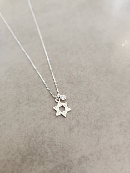 שרשרת מגן דוד כסף עם זירקון